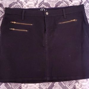 Old Navy mini skirt